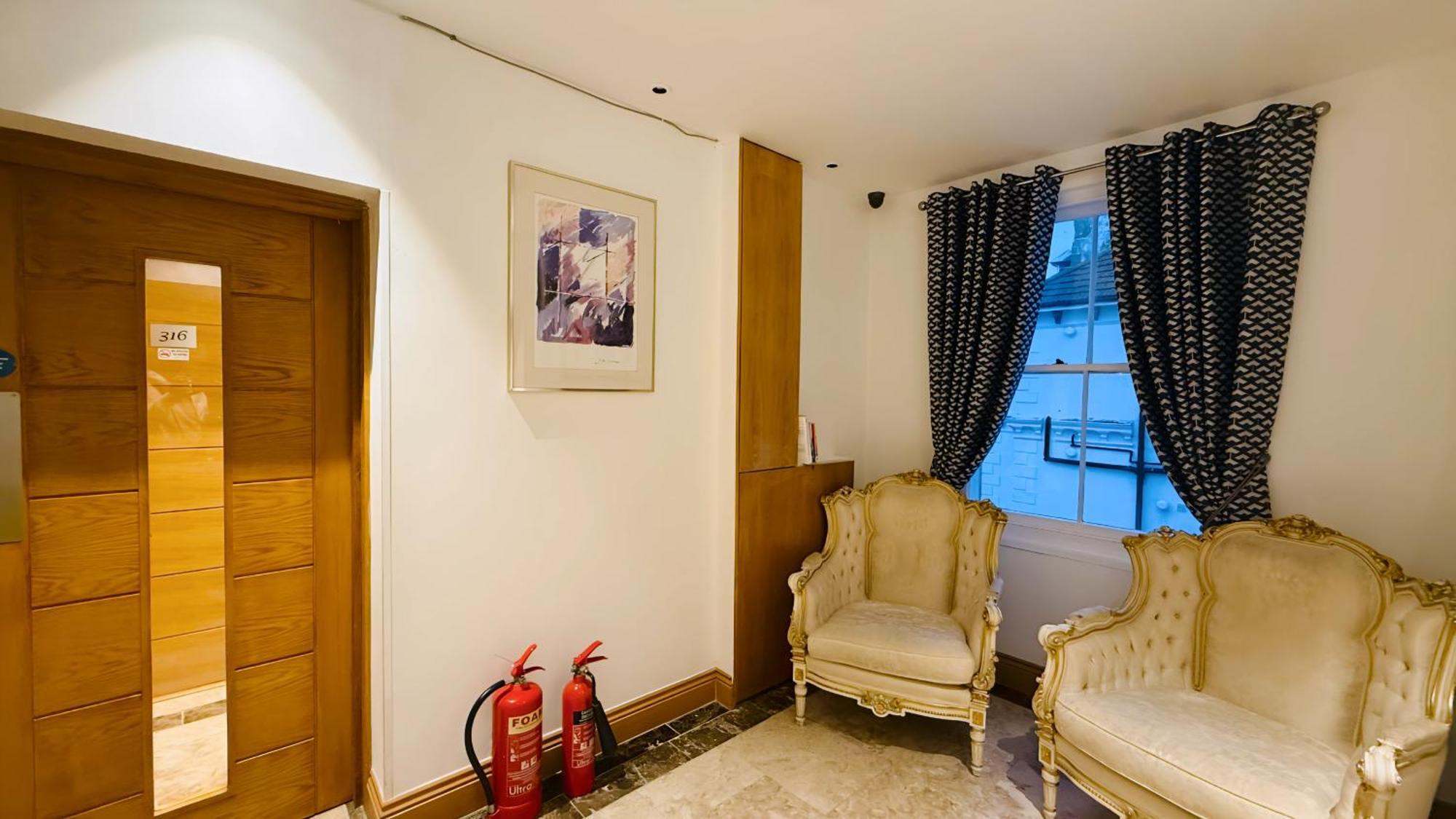 Osborne Aparthotel Истбурн Экстерьер фото