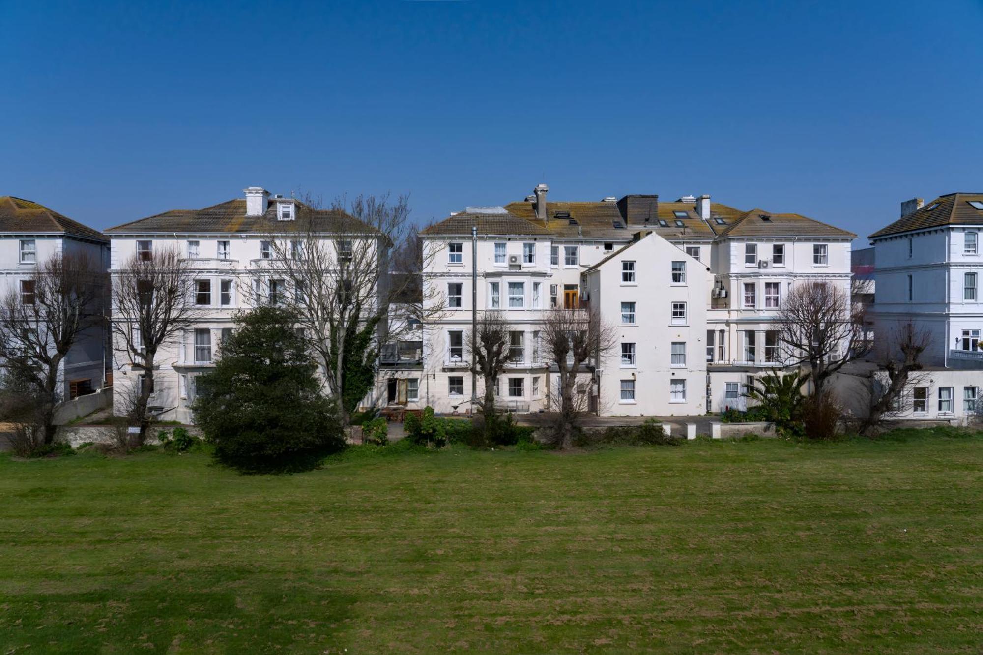 Osborne Aparthotel Истбурн Экстерьер фото